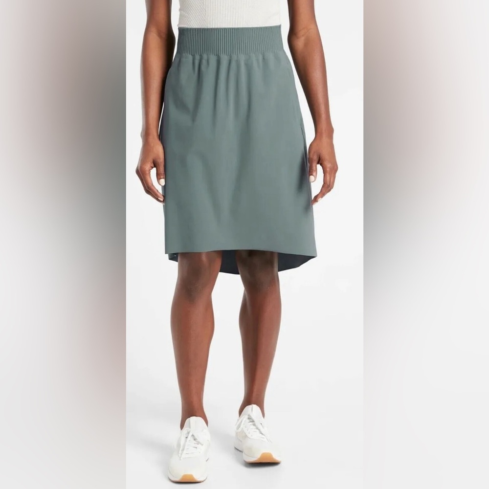 Athleta Metropolis Grey Cosmic Hi-Lo High Low Skirt Small